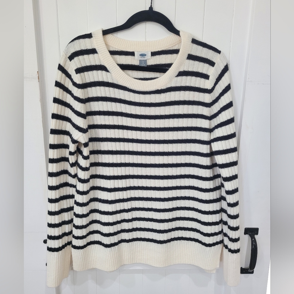 Old Navy Women's Black Striped Crewneck Pullover Sweater Size Large